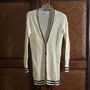 American Eagle Outfitters Sweater